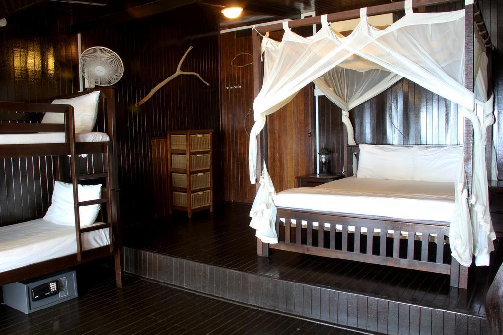 Melina Beach Resort Kampung Genting Ngoại thất bức ảnh